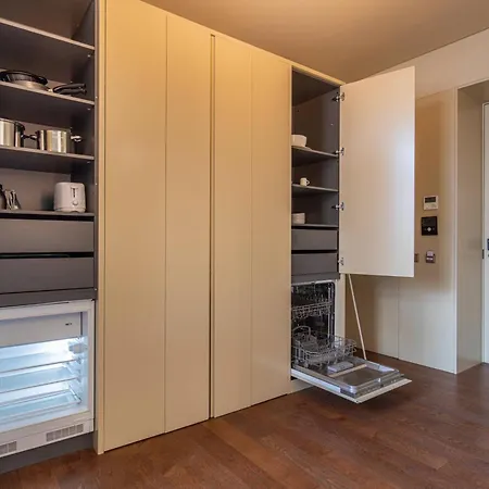 アパート 039 8 Building 222 - Garden View リスボン